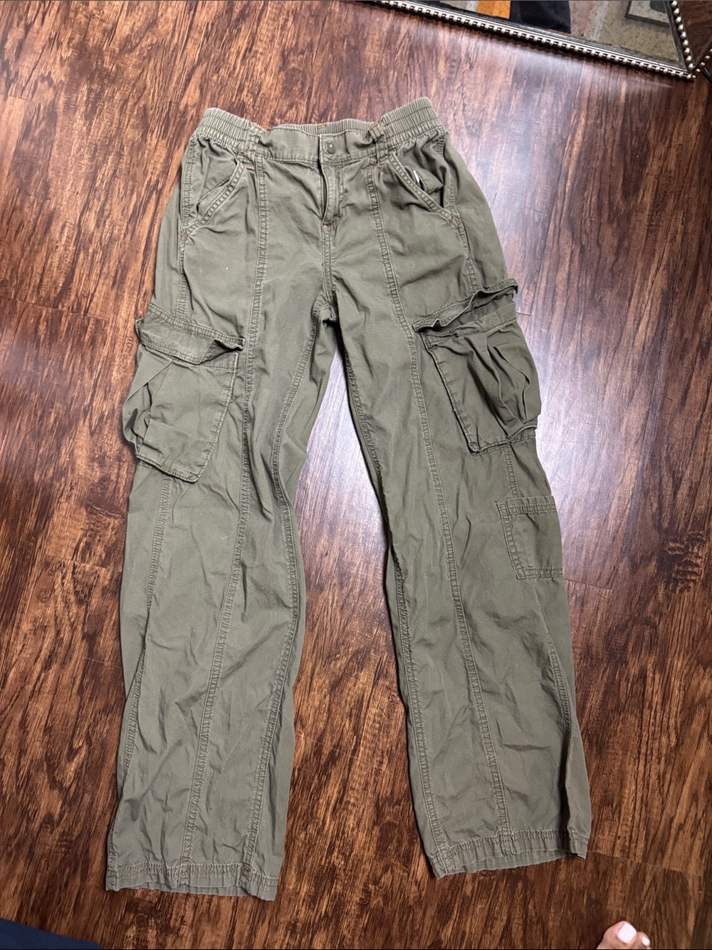 H&M Olive Green Cargo Pants - Utility Style